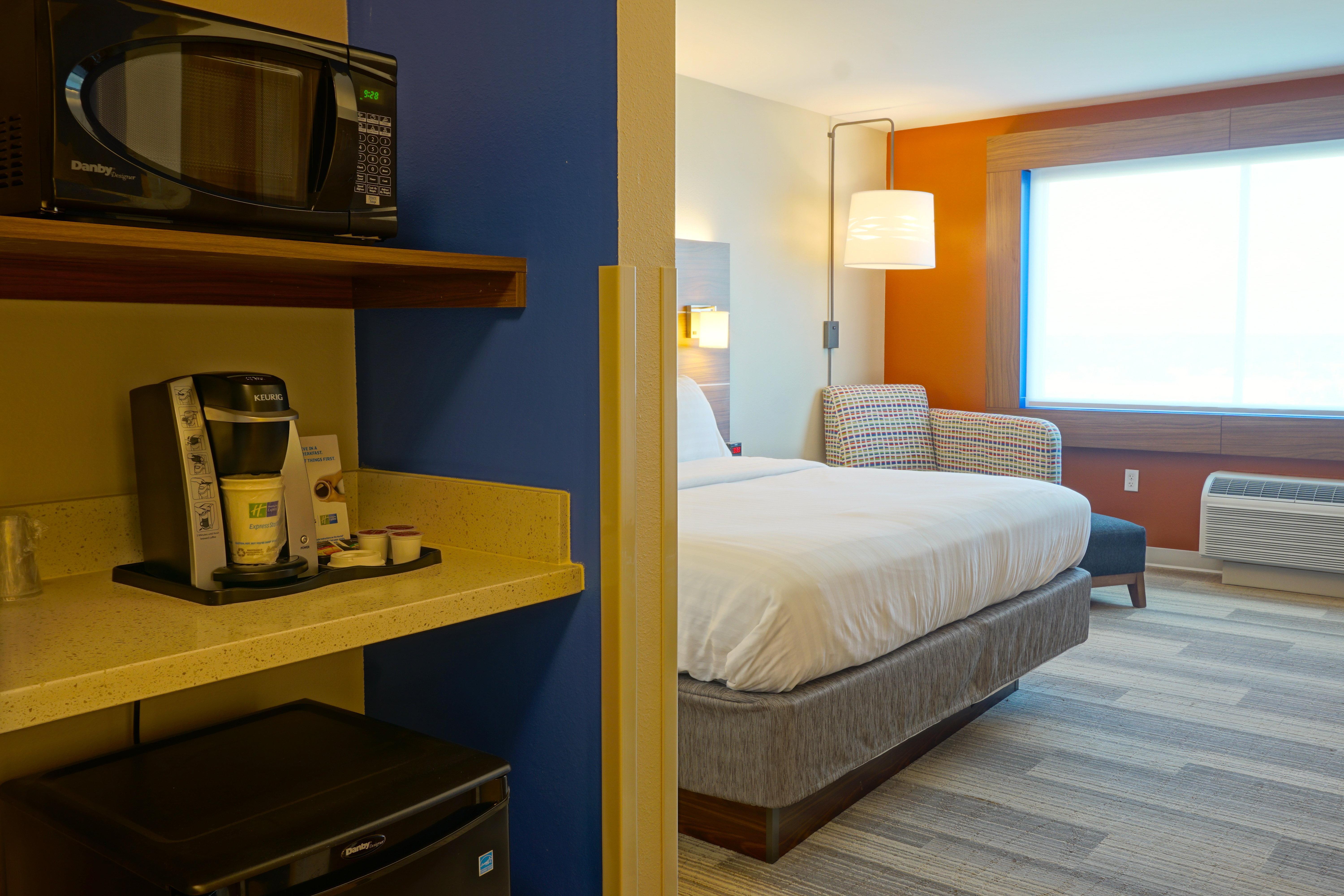 Holiday Inn Express & Suites Omaha - Millard Area By Ihg Dış mekan fotoğraf
