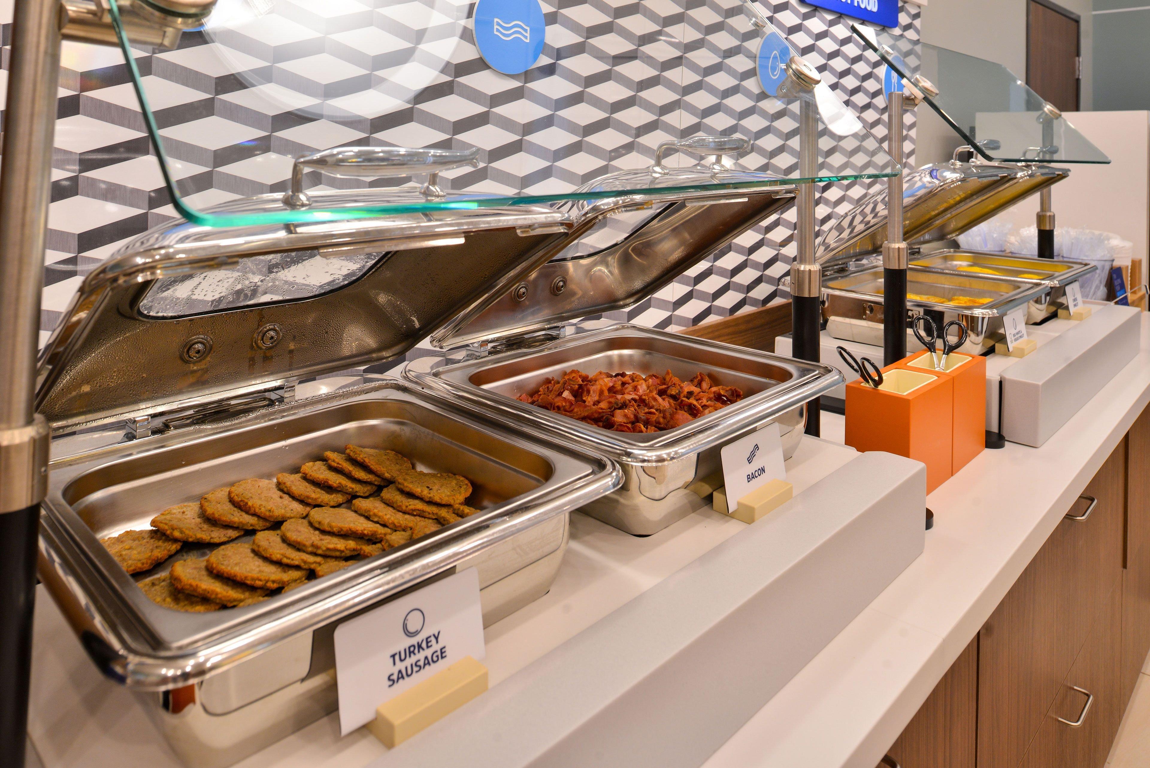 Holiday Inn Express & Suites Omaha - Millard Area By Ihg Dış mekan fotoğraf