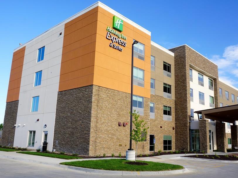 Holiday Inn Express & Suites Omaha - Millard Area By Ihg Dış mekan fotoğraf