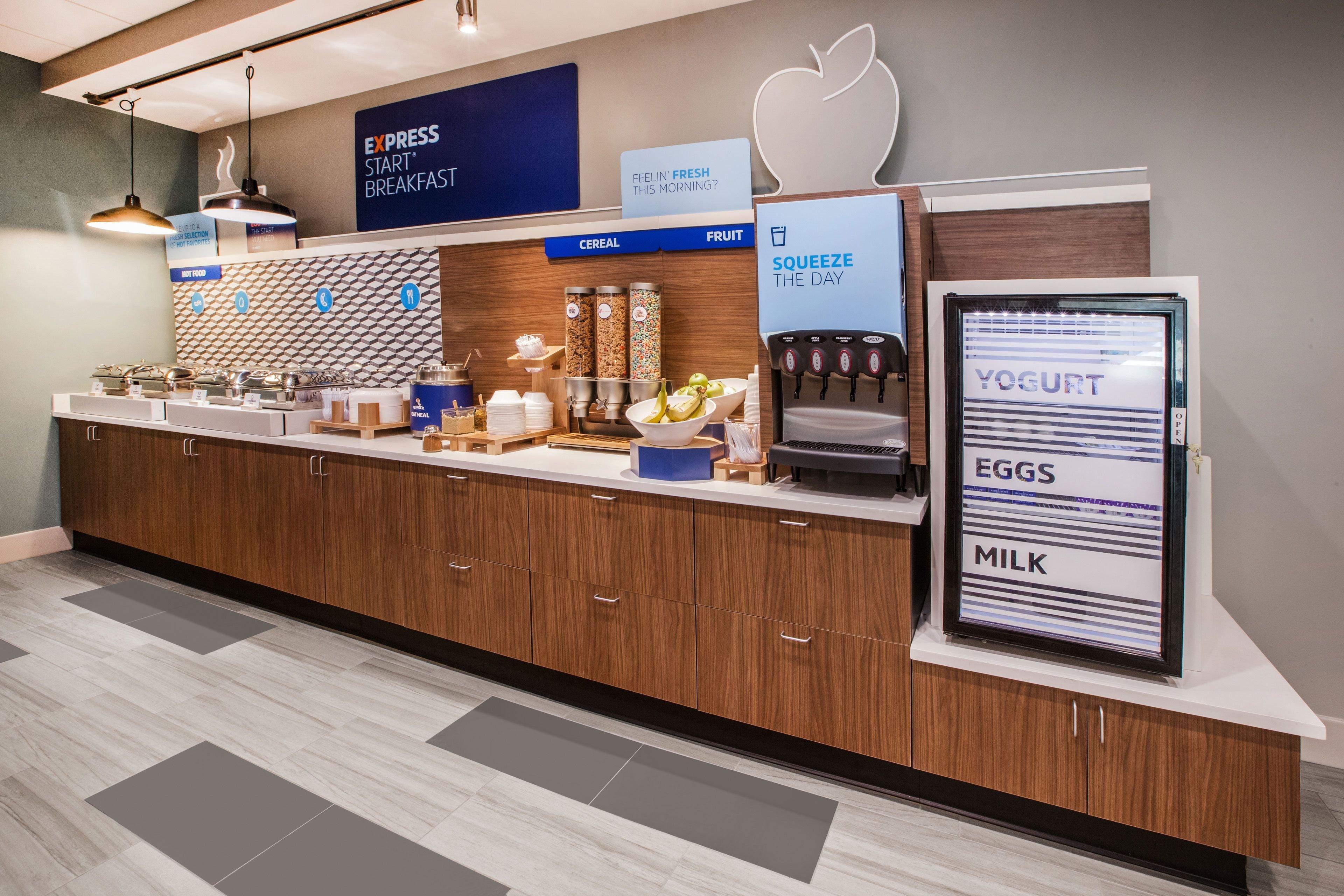 Holiday Inn Express & Suites Omaha - Millard Area By Ihg Dış mekan fotoğraf